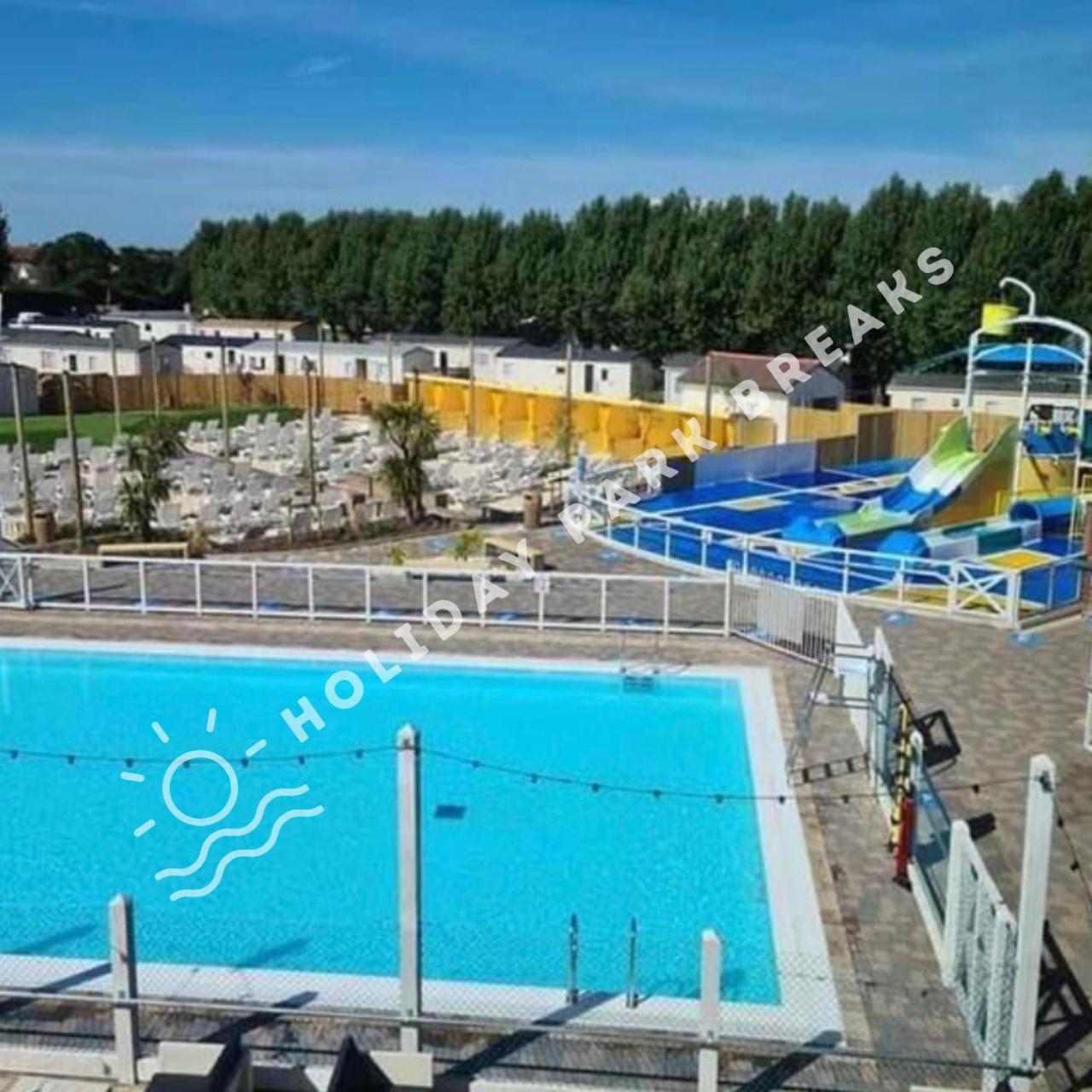 Bronze 2 Bed Villa Selsey Eksteriør billede